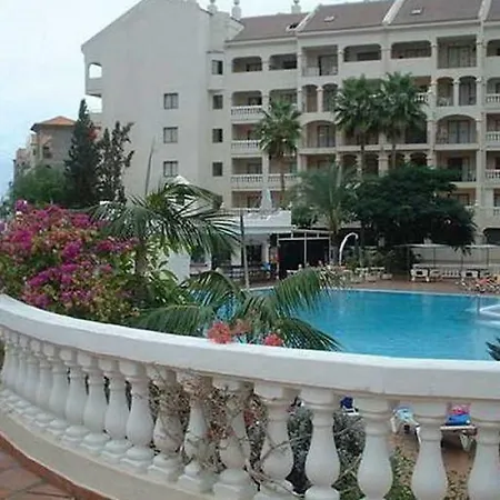 Apartment Studio Castle Harbour Vistas Piscina Los Cristianos (Tenerife)