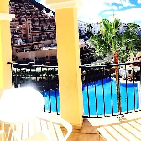 Studio Castle Harbour Vistas Piscina Apartment *